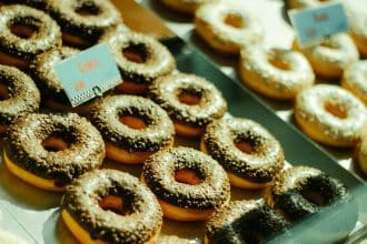 Erreurs à éviter lors de l'ouverture d'une franchise Donuts en France