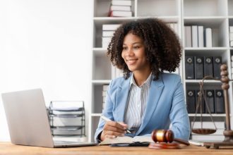 Stratégies pour une communication juridique efficace pour entrepreneurs